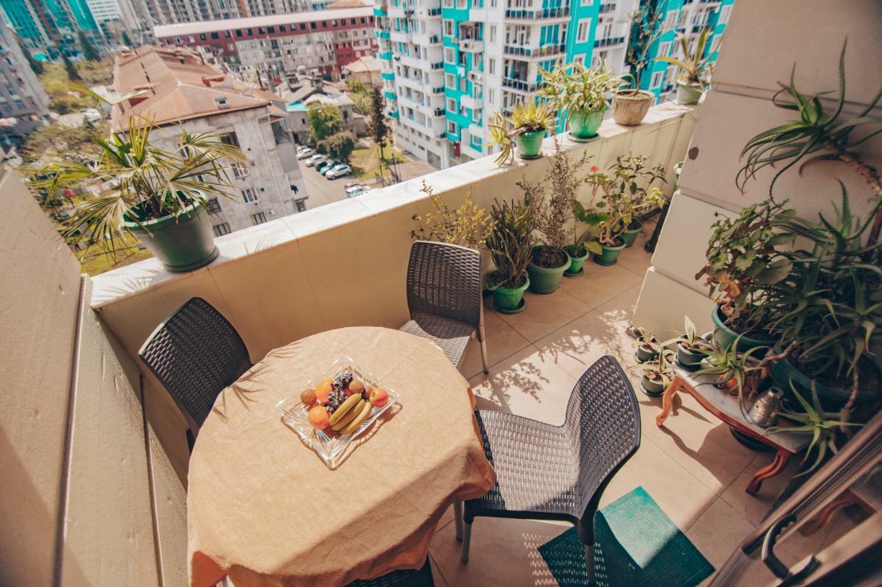 Apartment On Javakhishvili Батуми Екстериор снимка