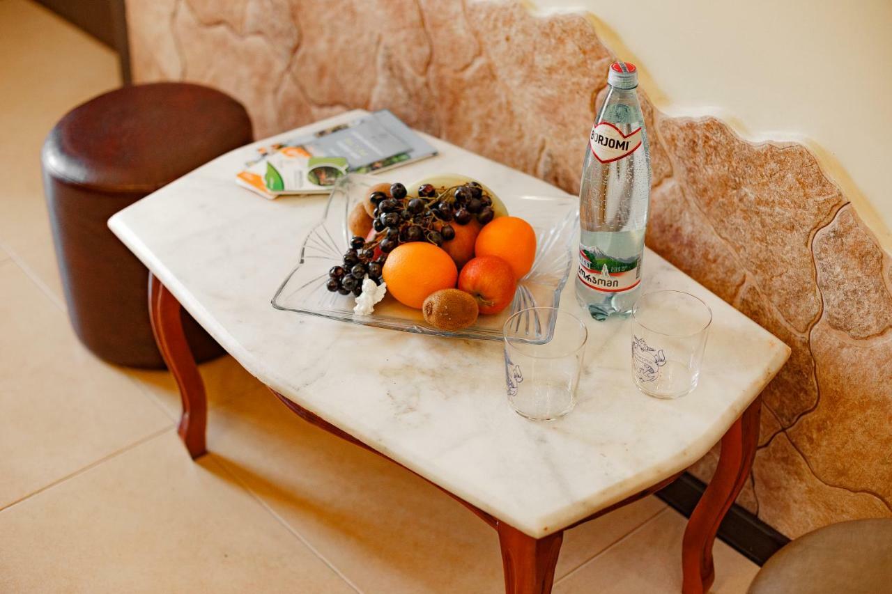 Apartment On Javakhishvili Батуми Екстериор снимка