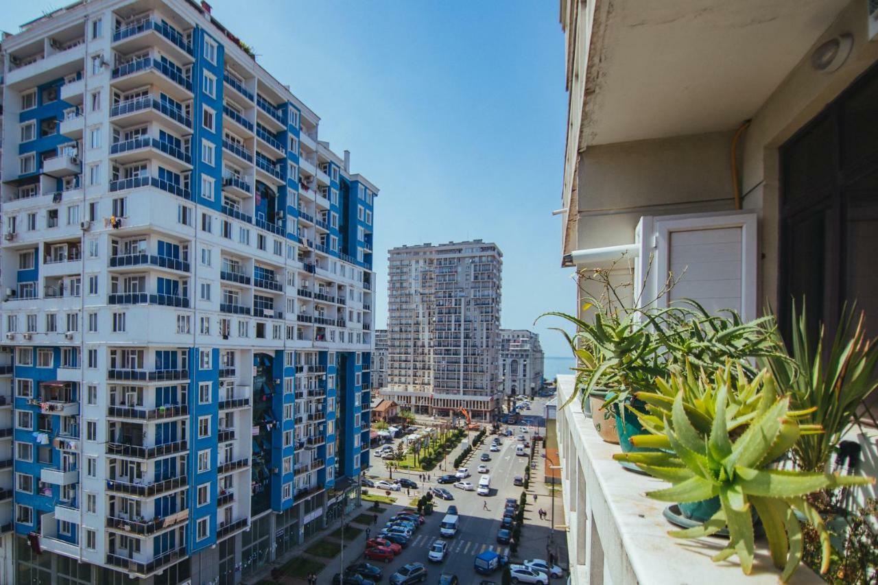 Apartment On Javakhishvili Батуми Екстериор снимка